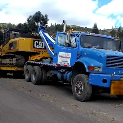 Servicio de grúa para vehículo liviano averiado